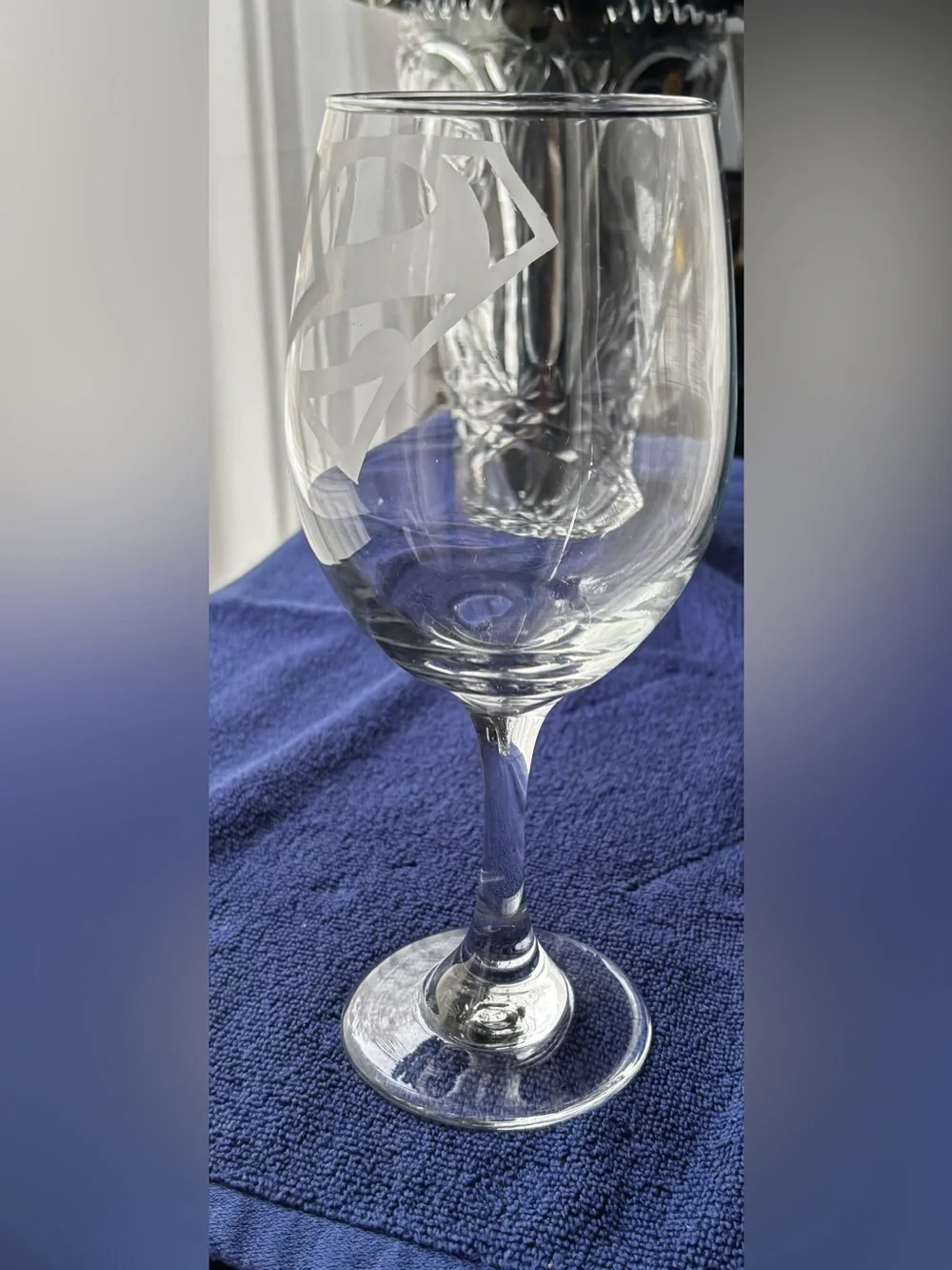 Superman Custom hand-etched stemmed Wine Goblet glass!